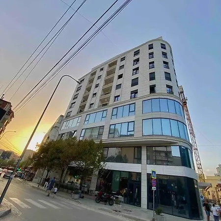 2+1 - Center Tirana